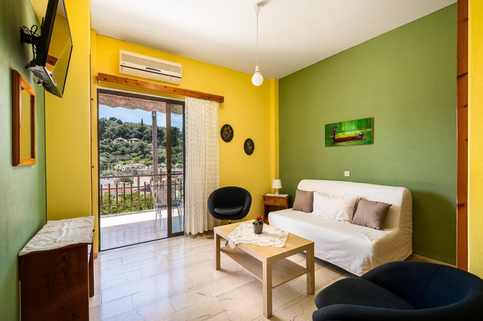 Agaloula Centrally Located Apartments, Lakka Bagian luar foto